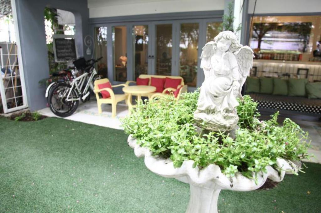 Hotel Baan Hmon-Oon Chiang Mai Exterior foto
